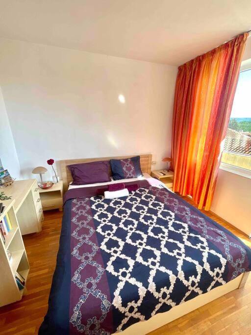 Beachfront Gem In Varna Center Екстериор снимка